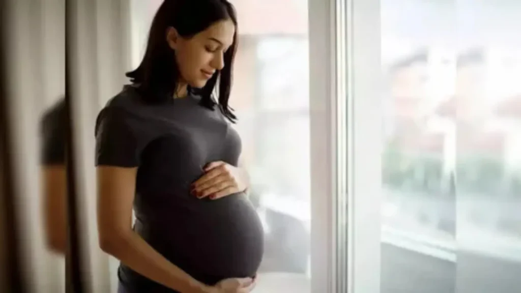 short pregnancy captions for instagram